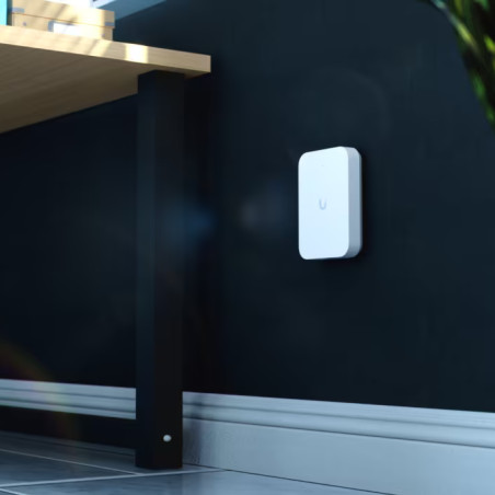 Ubiquiti U7 In-Wall – punto de acceso WiFi 7 dual radio 2.4/5 GHz – cobertura 1,250 ft², 200+ usuarios - U7-IW Ubiquiti - 2