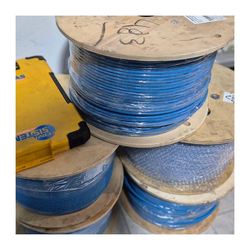Carrete de 305 - Siemon Cat 6A F/UTP – Cable blindado 10GBASE-T para redes IP y PoE - Color Azul - 9A6L4-A5-06 Siemon - 2