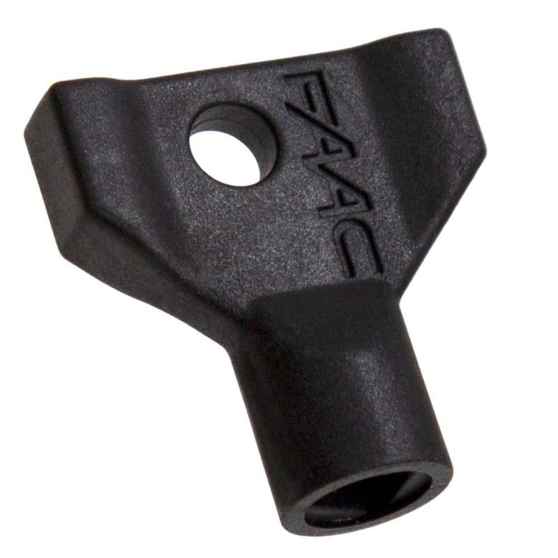 Llave Triangular de Desbloqueo Para barreras FAAC - 713002  - 3