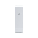 NanoStation-UBIQUITI NETWORKS-airMAX M365-150 Mbps-3.65 GHz-Antena integrada de 13 dBi - NSM365 Ubiquiti - 1